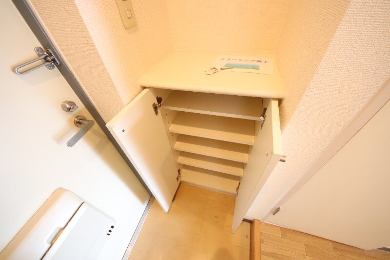 ユニテソリステ津門川の物件内観写真