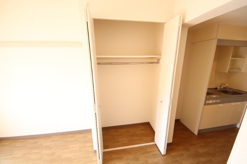 ユニテソリステ津門川の物件内観写真