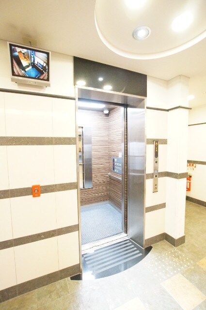 尼崎駅 徒歩5分 13階の物件外観写真