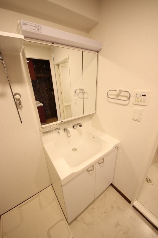 尼崎駅 徒歩5分 13階の物件内観写真