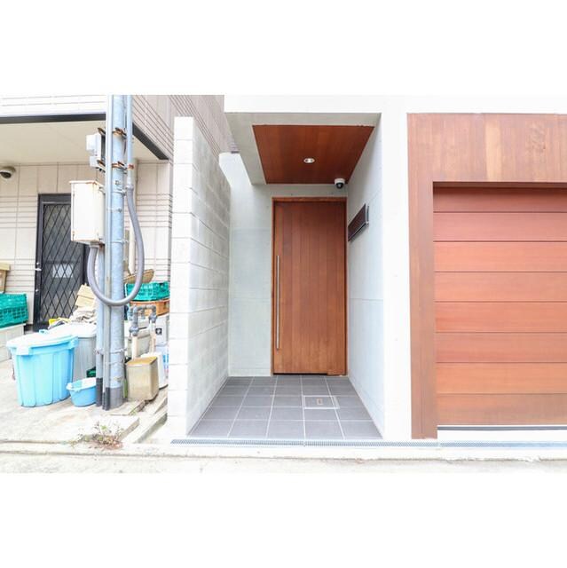 打出駅 徒歩3分 2階の物件外観写真