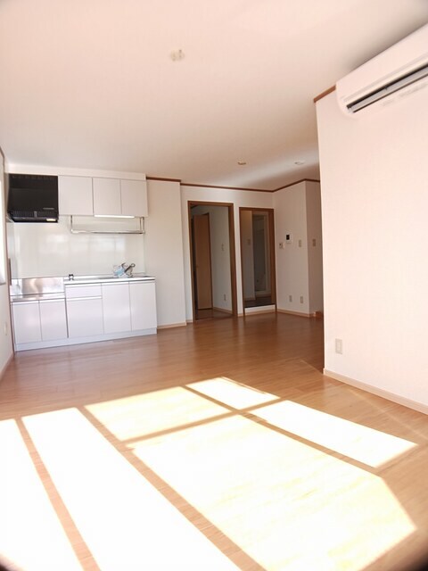 川西能勢口駅 バス9分  加茂小学校前下車：停歩5分 2階の物件内観写真