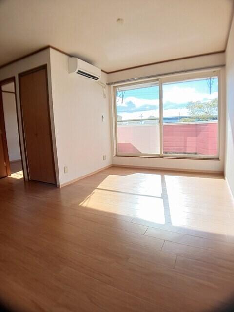 川西能勢口駅 バス9分  加茂小学校前下車：停歩5分 2階の物件内観写真