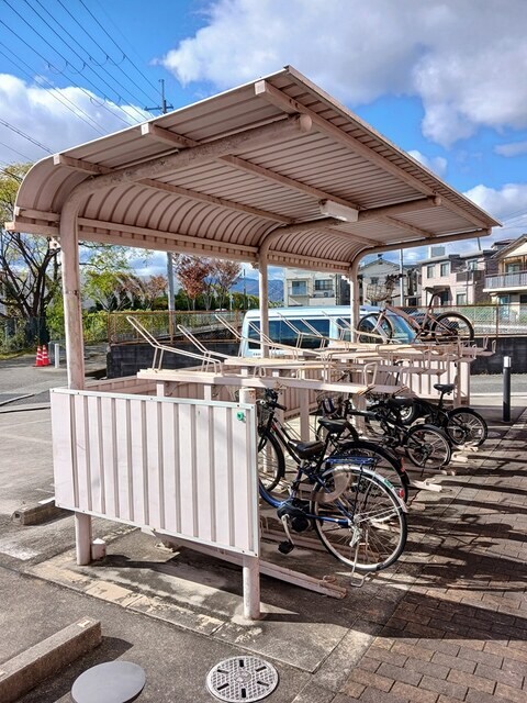 川西能勢口駅 バス9分  加茂小学校前下車：停歩5分 2階の物件内観写真