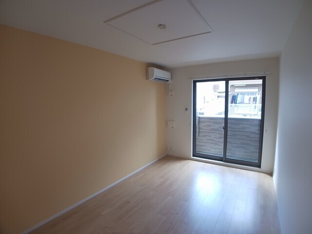 岡場駅 バス14分  上山口下車：停歩7分 1階の物件内観写真