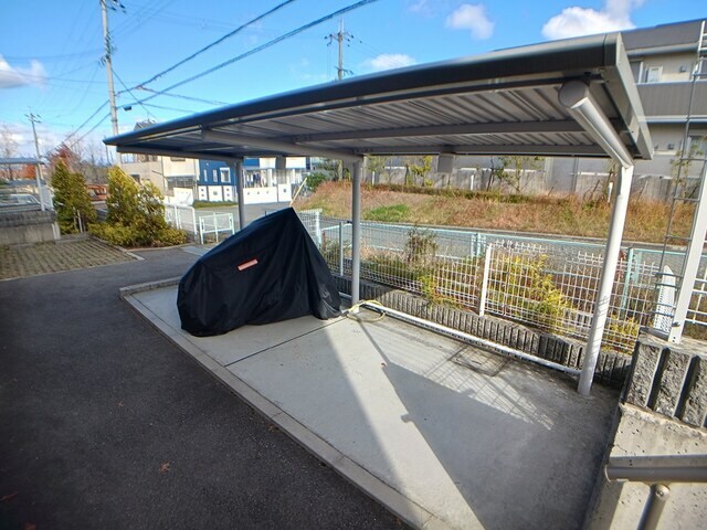 岡場駅 バス14分  上山口下車：停歩7分 1階の物件内観写真