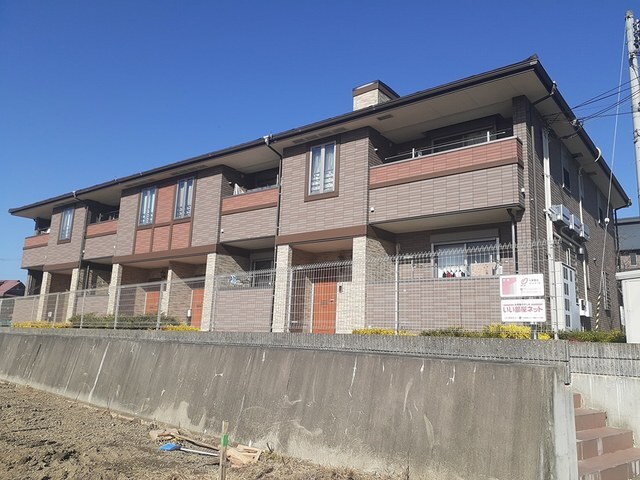 兵庫県川西市笹部２丁目の物件外観写真