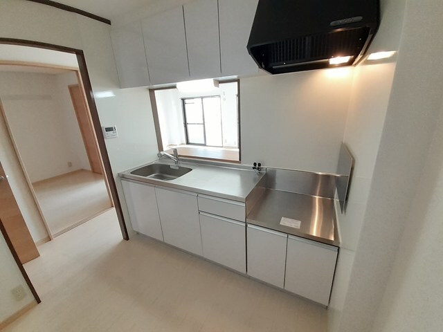 伊丹駅 バス15分  荻野下車：停歩6分 4階の物件内観写真