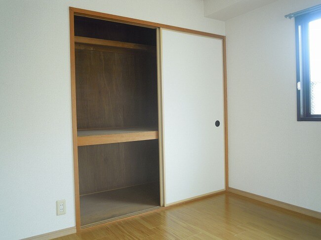 伊丹駅 バス5分  小井内下車：停歩7分 2階の物件内観写真