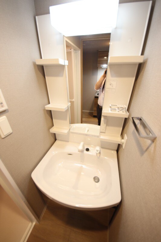 出屋敷駅 徒歩2分 12階の物件内観写真