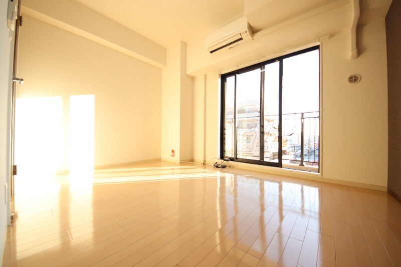 出屋敷駅 徒歩8分 2階の物件内観写真