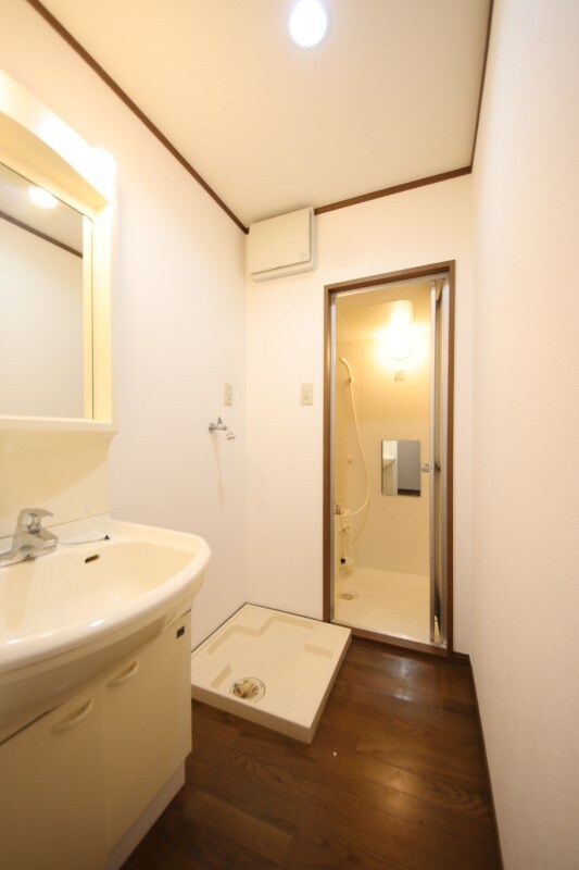 出屋敷駅 徒歩2分 2階の物件内観写真