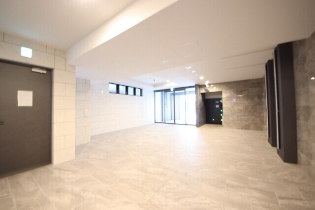 出屋敷駅 徒歩2分 15階の物件外観写真