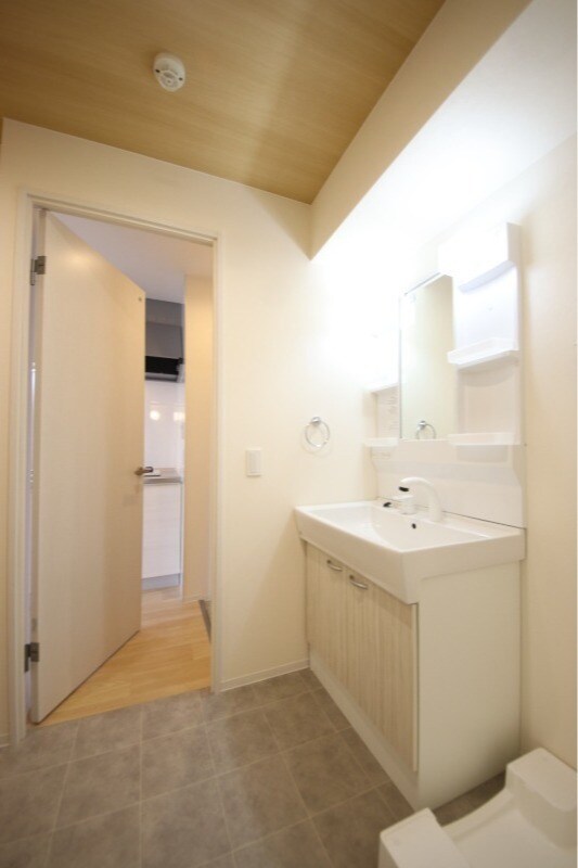 出屋敷駅 徒歩9分 6階の物件内観写真