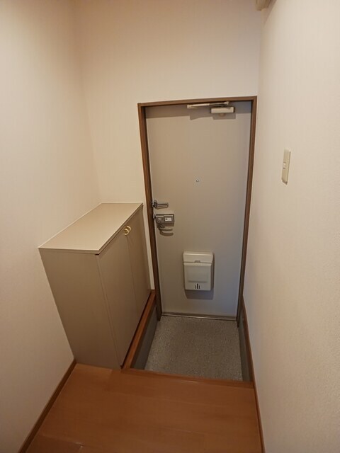 岡場駅 バス14分  上山口下車：停歩7分 1階の物件内観写真