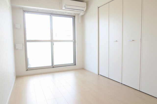 パイン　ガーデン　イケダの物件内観写真