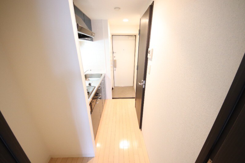 尼崎駅 徒歩1分 8階の物件内観写真