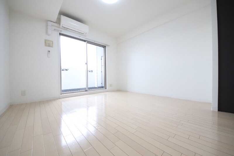 尼崎駅 徒歩1分 8階の物件内観写真