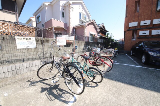 フリーダム常吉の物件外観写真