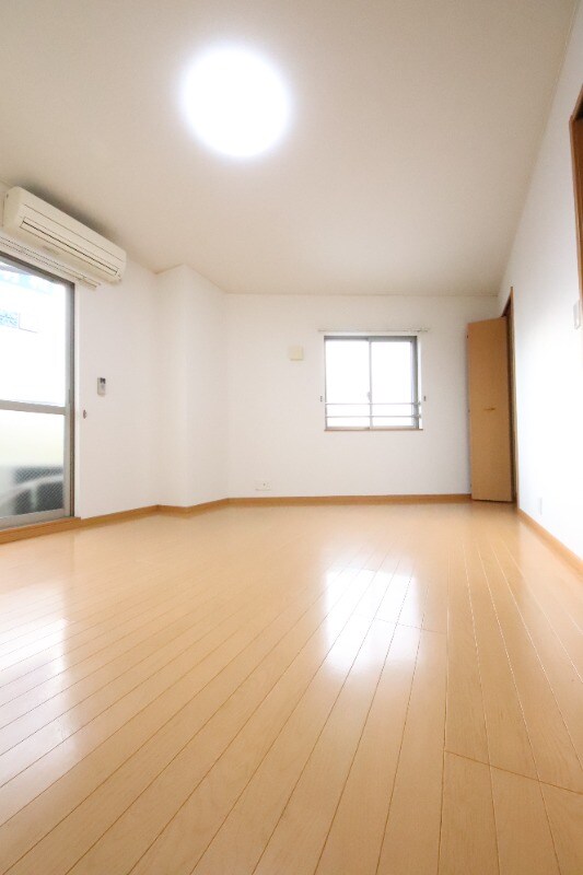 甲子園口駅 徒歩20分 2階の物件内観写真