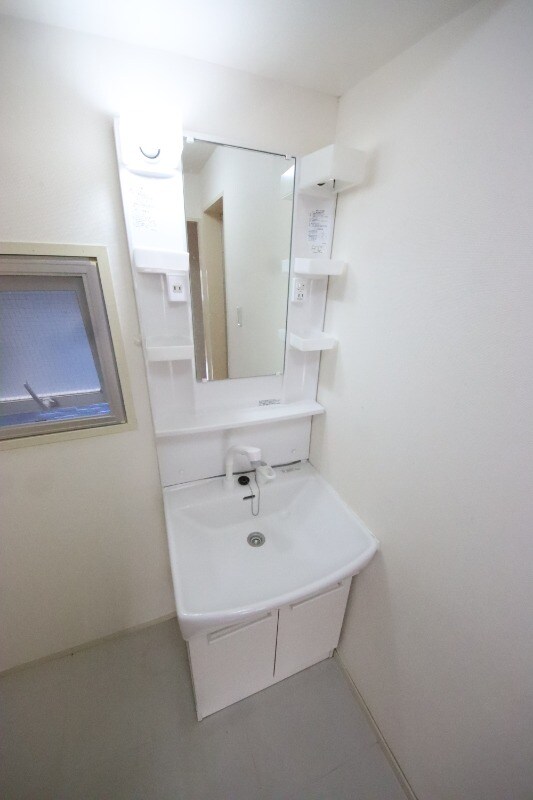 出屋敷駅 徒歩12分 2階の物件内観写真