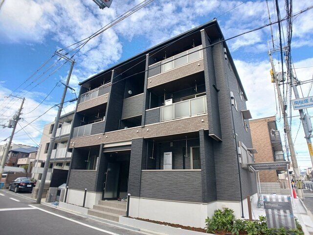 大阪府豊中市南桜塚３丁目の物件外観写真