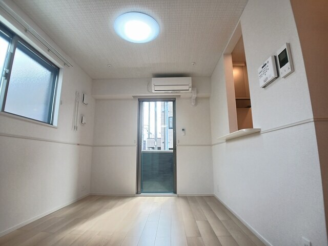 岡町駅 徒歩14分 1階の物件内観写真