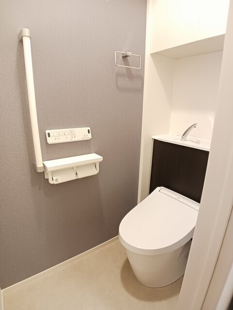 岡町駅 徒歩14分 1階の物件内観写真