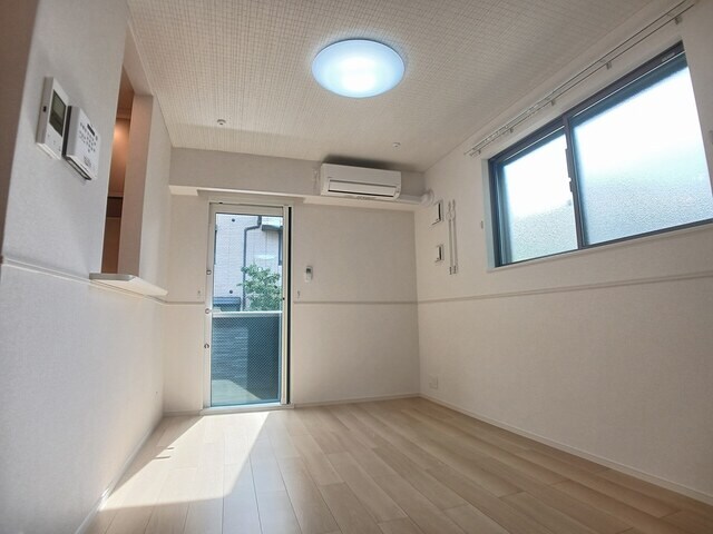 岡町駅 徒歩14分 1階の物件内観写真