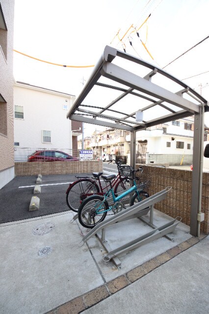 出屋敷駅 徒歩12分 1階の物件外観写真