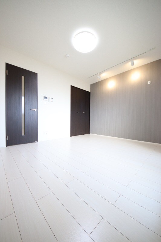 出屋敷駅 徒歩12分 1階の物件内観写真