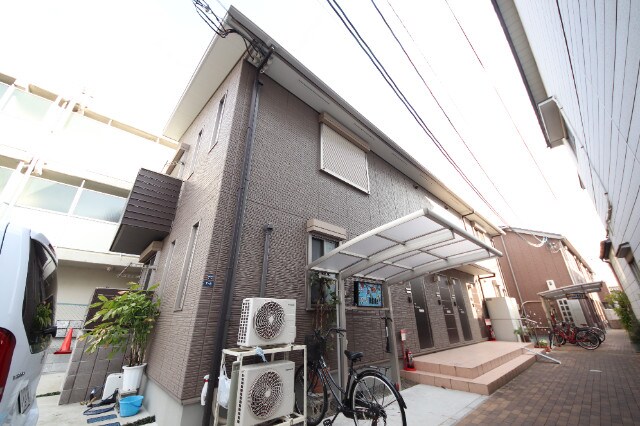 ルシェール東難波Ⅱの物件外観写真