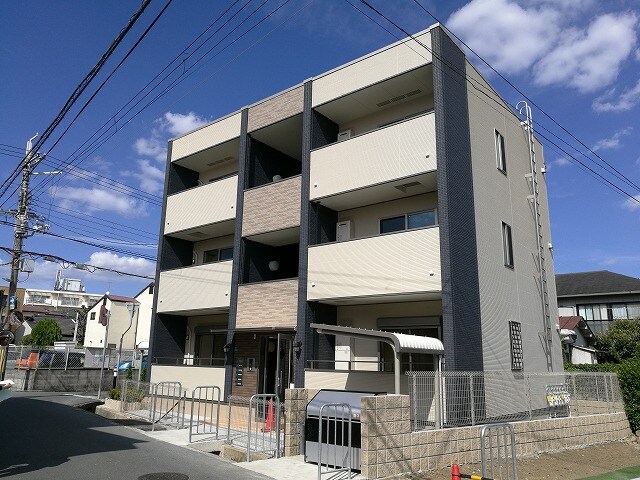 兵庫県伊丹市桜ケ丘２丁目の物件外観写真