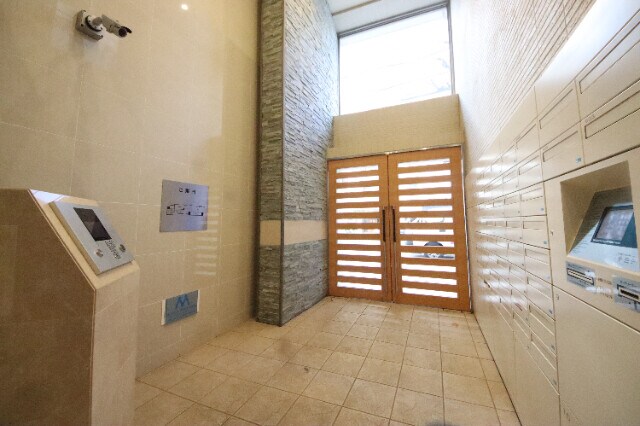 西宮駅 徒歩3分 5階の物件外観写真