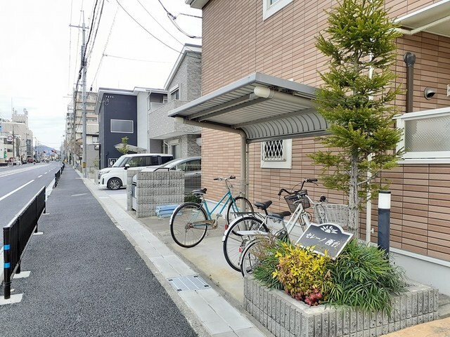 伊丹駅 徒歩5分 2階の物件内観写真