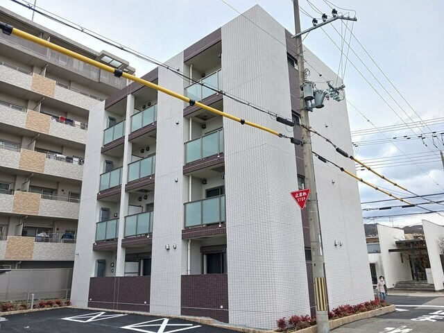 清荒神駅 徒歩11分の物件外観写真