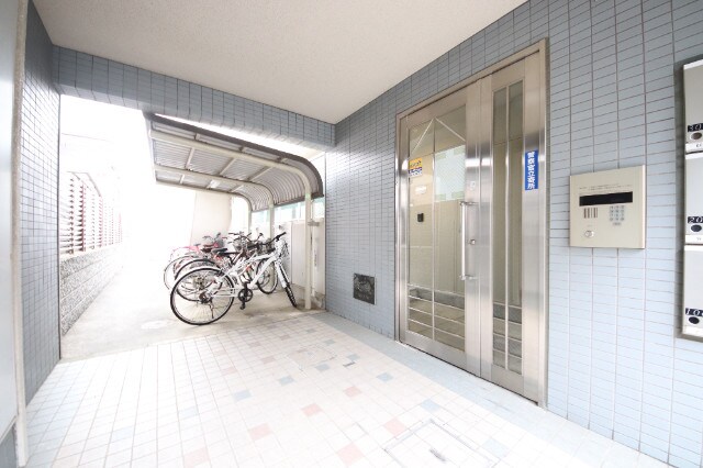 武庫之荘駅 徒歩5分 1階の物件外観写真