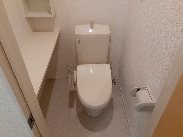 逆瀬川駅 徒歩10分 1階の物件内観写真