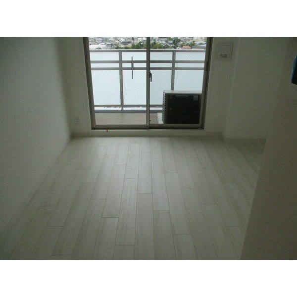 ブランＴＡＴ尼崎七松町Ⅰの物件内観写真