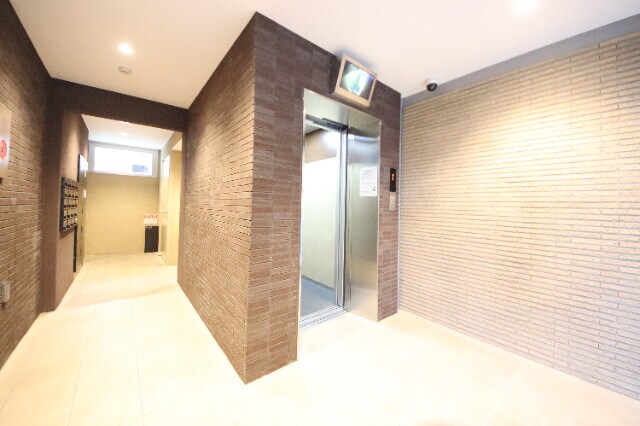 尼崎駅 徒歩4分 5階の物件外観写真