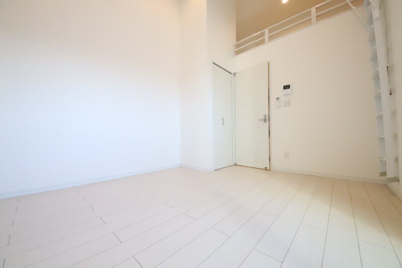 スカイヴィラ立花の物件内観写真