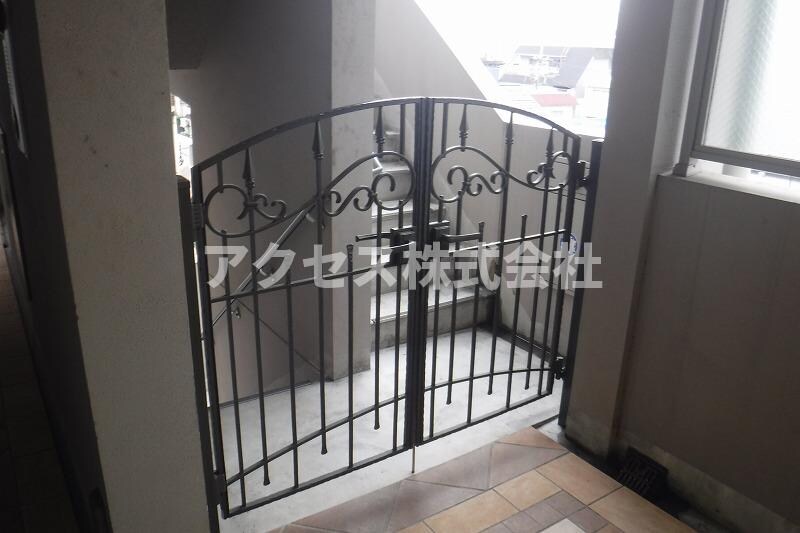 落合駅 徒歩3分 5階の物件外観写真