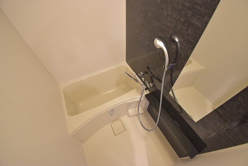 エスプレイス江坂レジデンスの物件内観写真