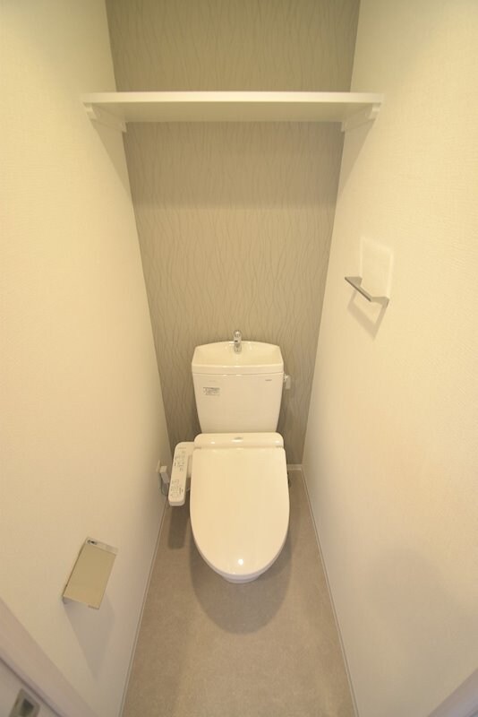 エスプレイス江坂レジデンスの物件内観写真