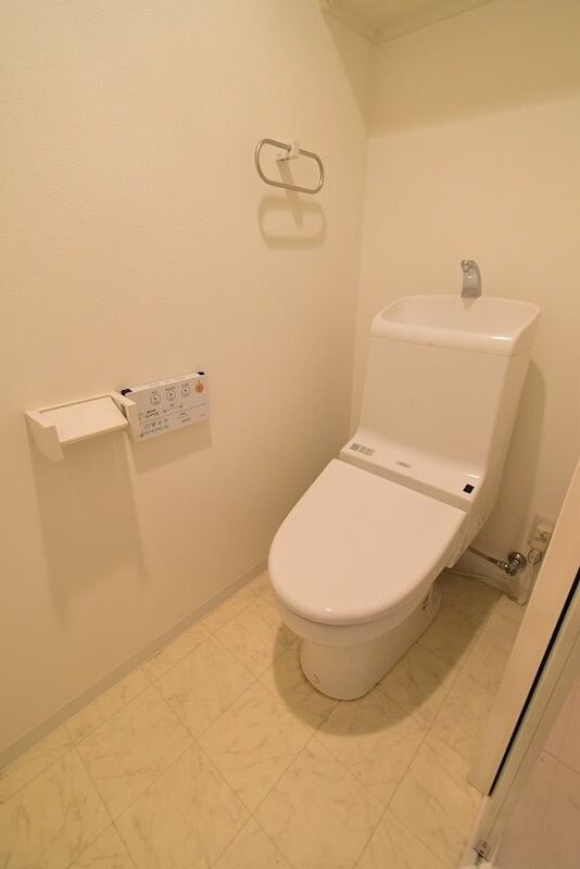 ライブガーデン新大阪の物件内観写真