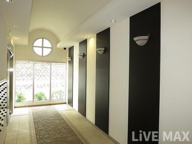 アリス・マナーガーデン谷町の物件外観写真