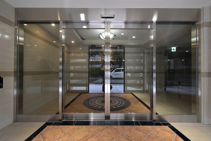 Luxe三国Ⅱの物件外観写真