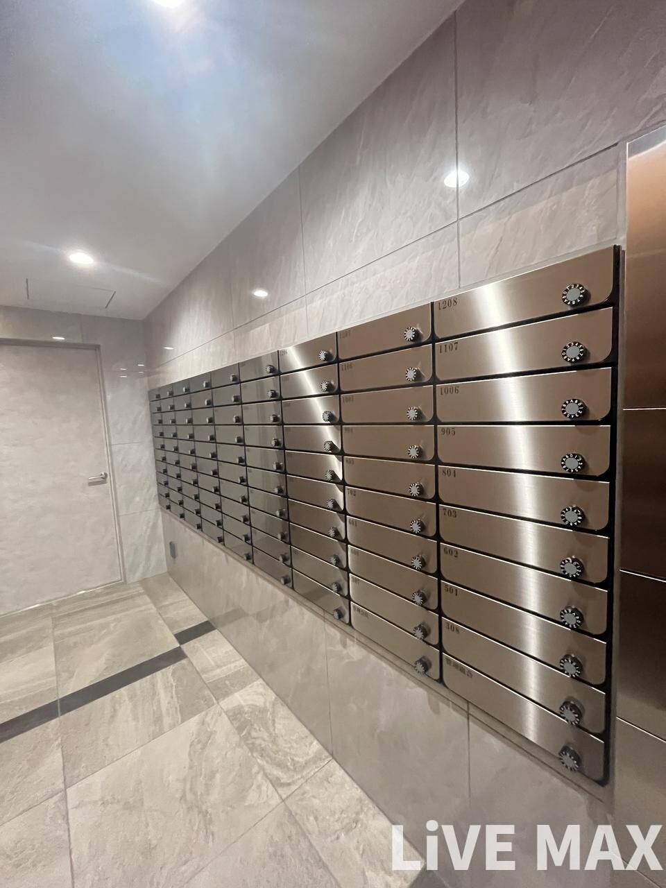 フォーリアライズ福島ルノンの物件内観写真