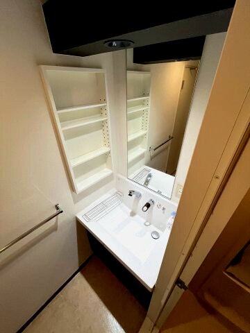 アスール江坂の物件内観写真