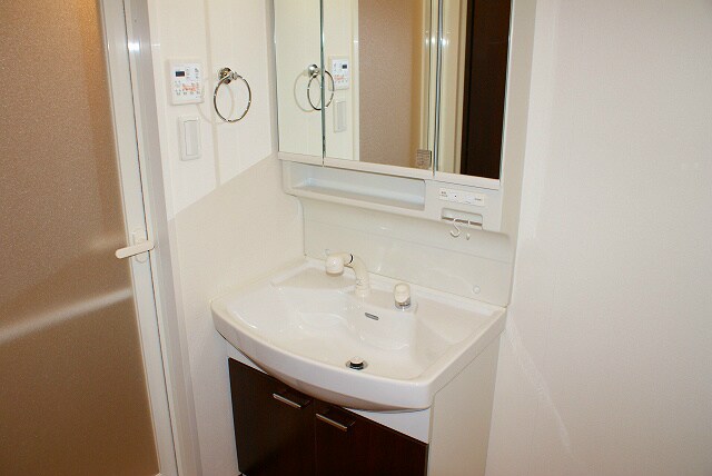 阿波座駅 徒歩5分 9階の物件内観写真